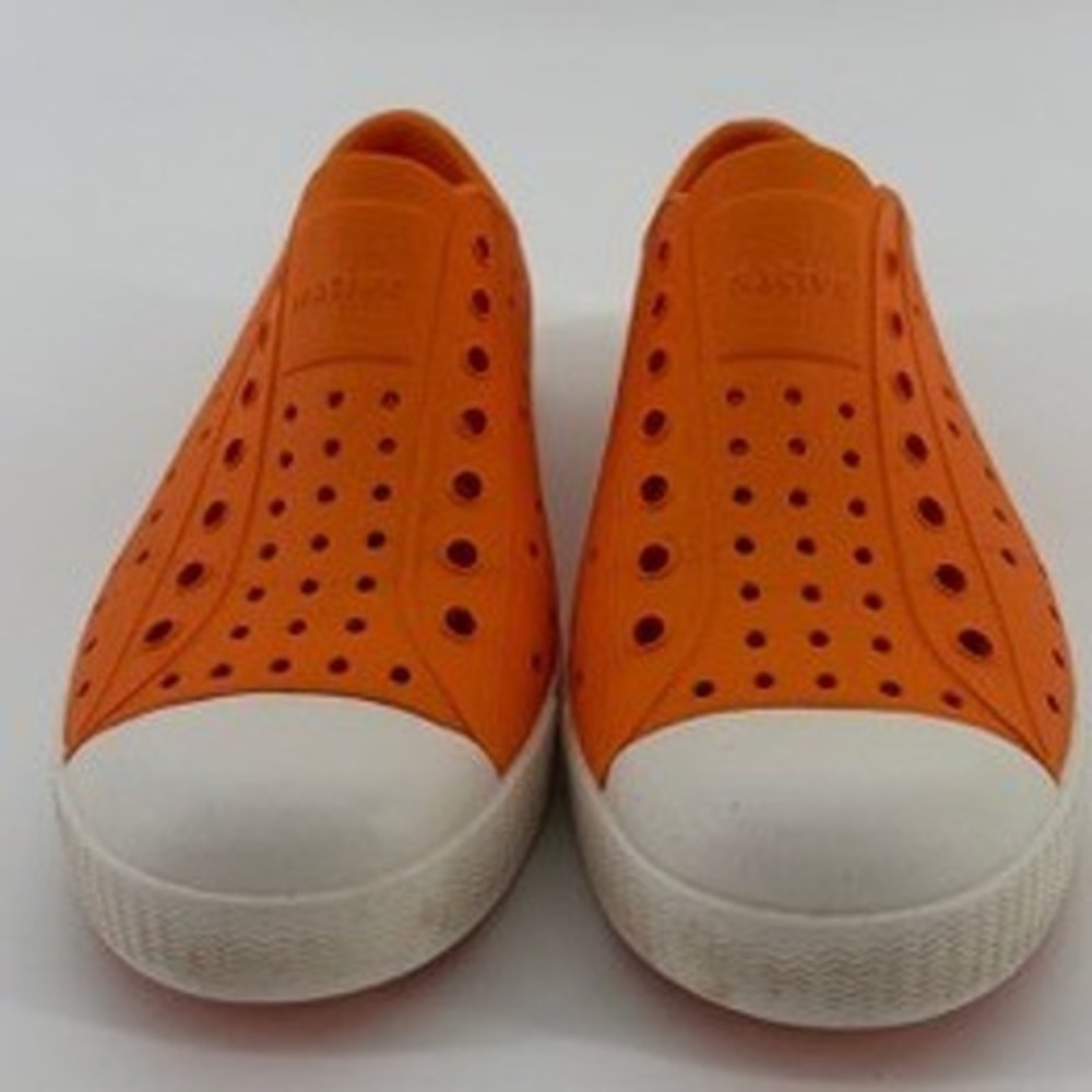 Native Jefferson Kids Orange Slip On Water Shoes Size J1 Perforated EVA Sneaker